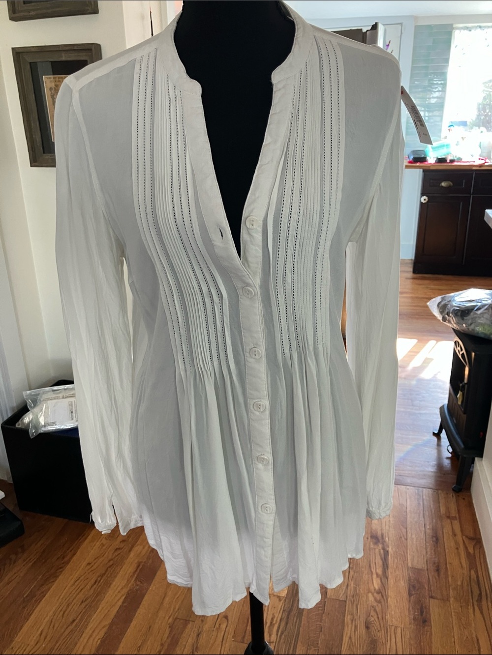 Spense White Pintuck Button-Front Tunic Blouse